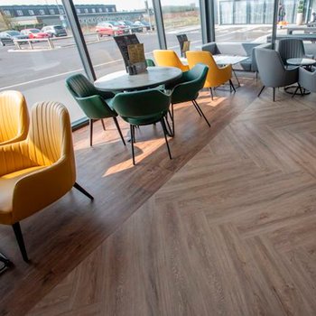 Vinílicos PVC Suelo Vinílico Hazel Oak 9879