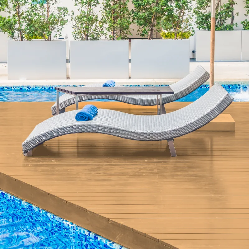 Tarima exterior Maciza exterior Iroko Americano Claro