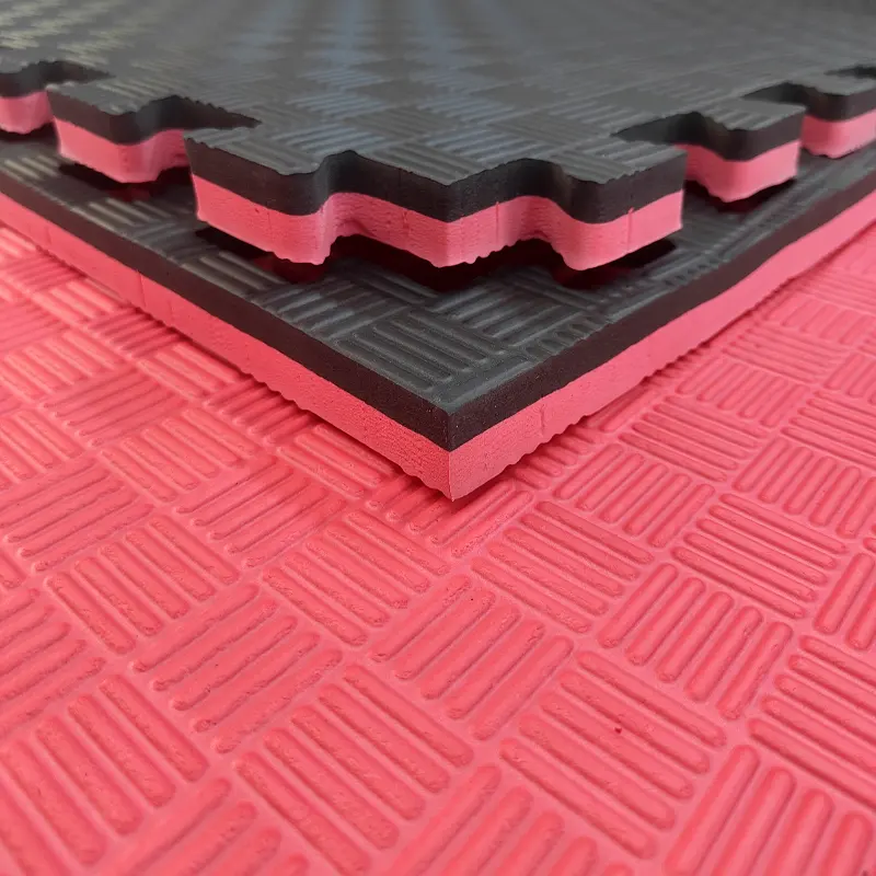 Tatami  Tatami Rojo Negro  |1x1| 40mm