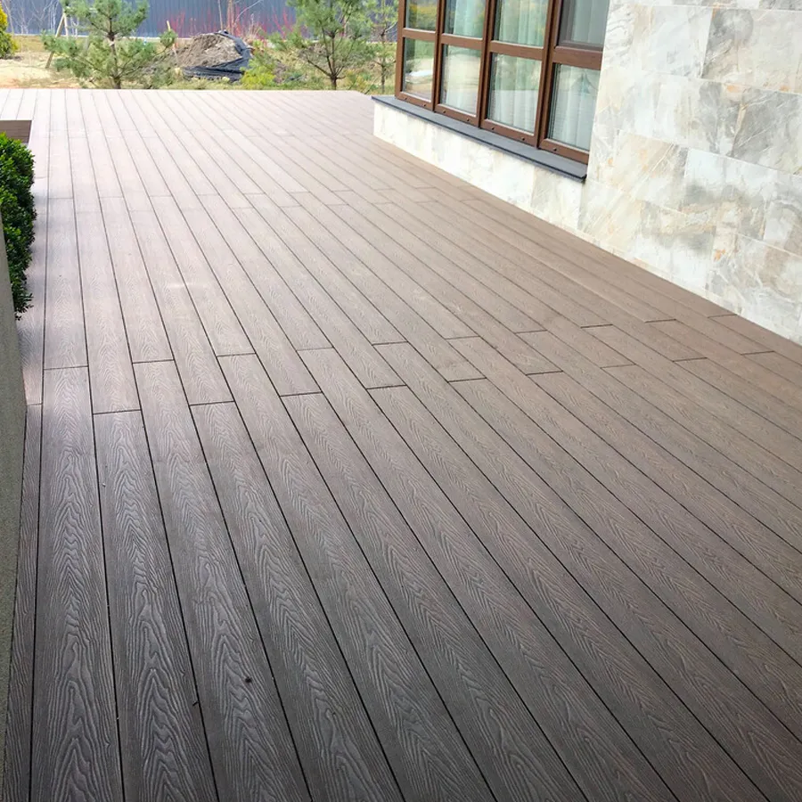 Tarima exterior Tecnológica Tarima Madera Exterior  Wine Brown| Lama Composite