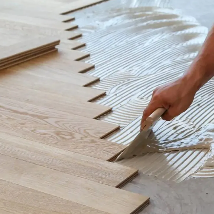 Obras accesorios  Instalación de madera maciza con acabado barniz al Agua