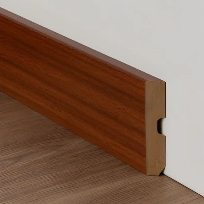 Material para Instalación y Complementos Aglomerado Rechapado Sapelly Rodapié Aglomerado Rechapado Sapelly 2440x70x13 Canto Cuadrado