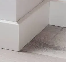 Obras accesorios  GR_Rodapie_P.Mor Rodapie Lacado Blanco con RAL de las puertas de 9x1,2