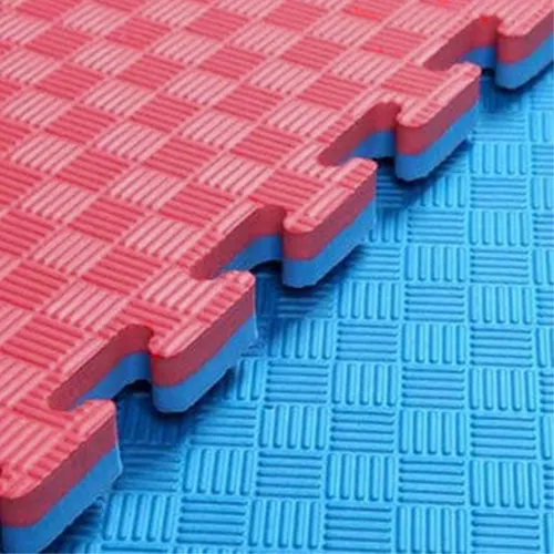 Tatami Puzzle Etileno Acetato de Vinílo de Alta Densidad TATAMI PUZZLE Rojo y Azul 1x1m | 50mm | Artes Marciales | Competición | Alto Rendimiento | Acabado Checker
