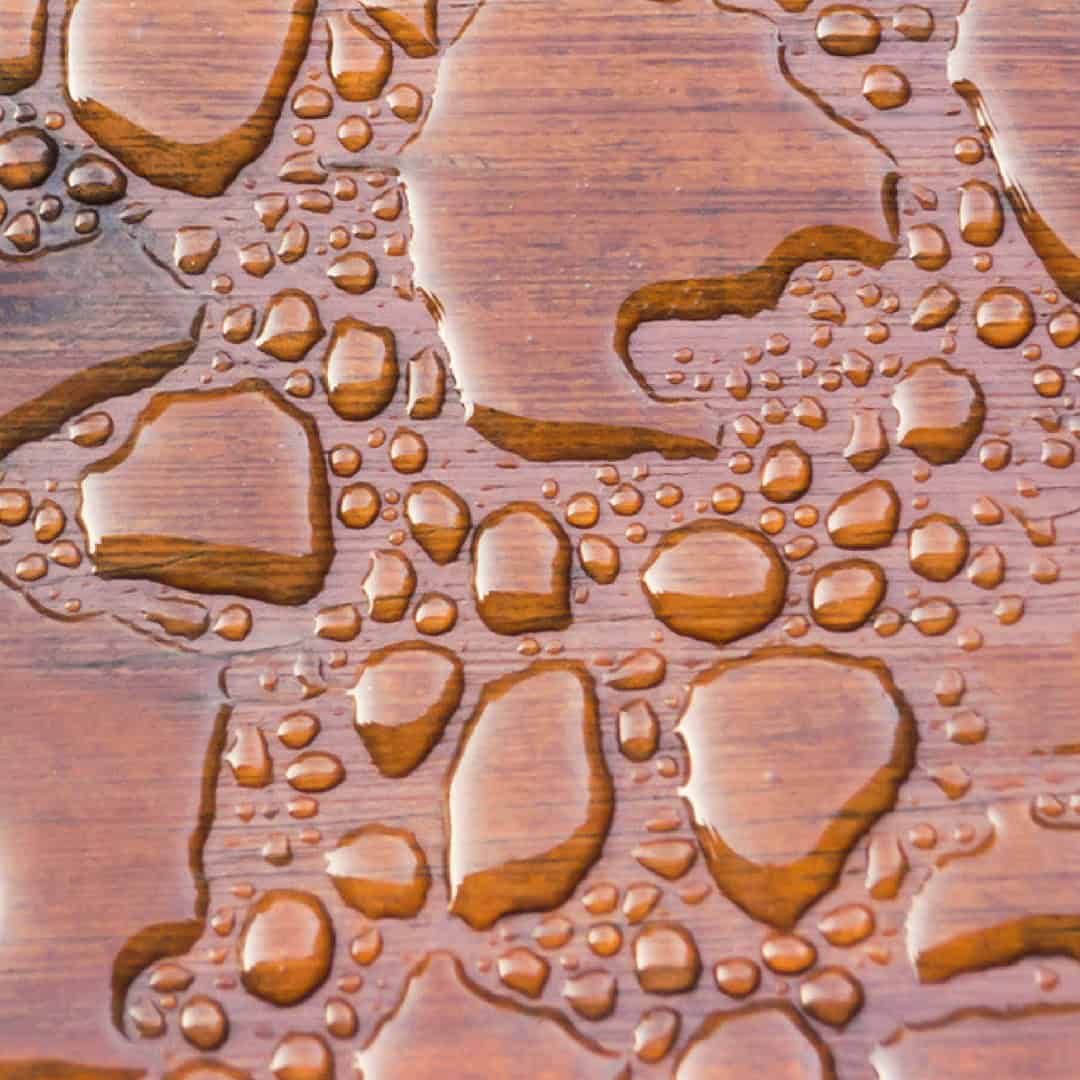 Parquet de Madera Natural mojado: os decimos cómo solucionarlo