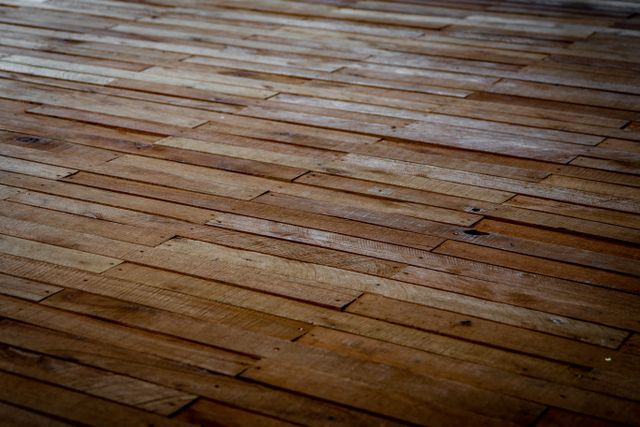 10 tendencias en suelos para 2026: SPC, microcemento, espiga y materiales sostenibles 10 tendencias en suelos para 2026: SPC, microcemento, espiga y materiales sostenibles