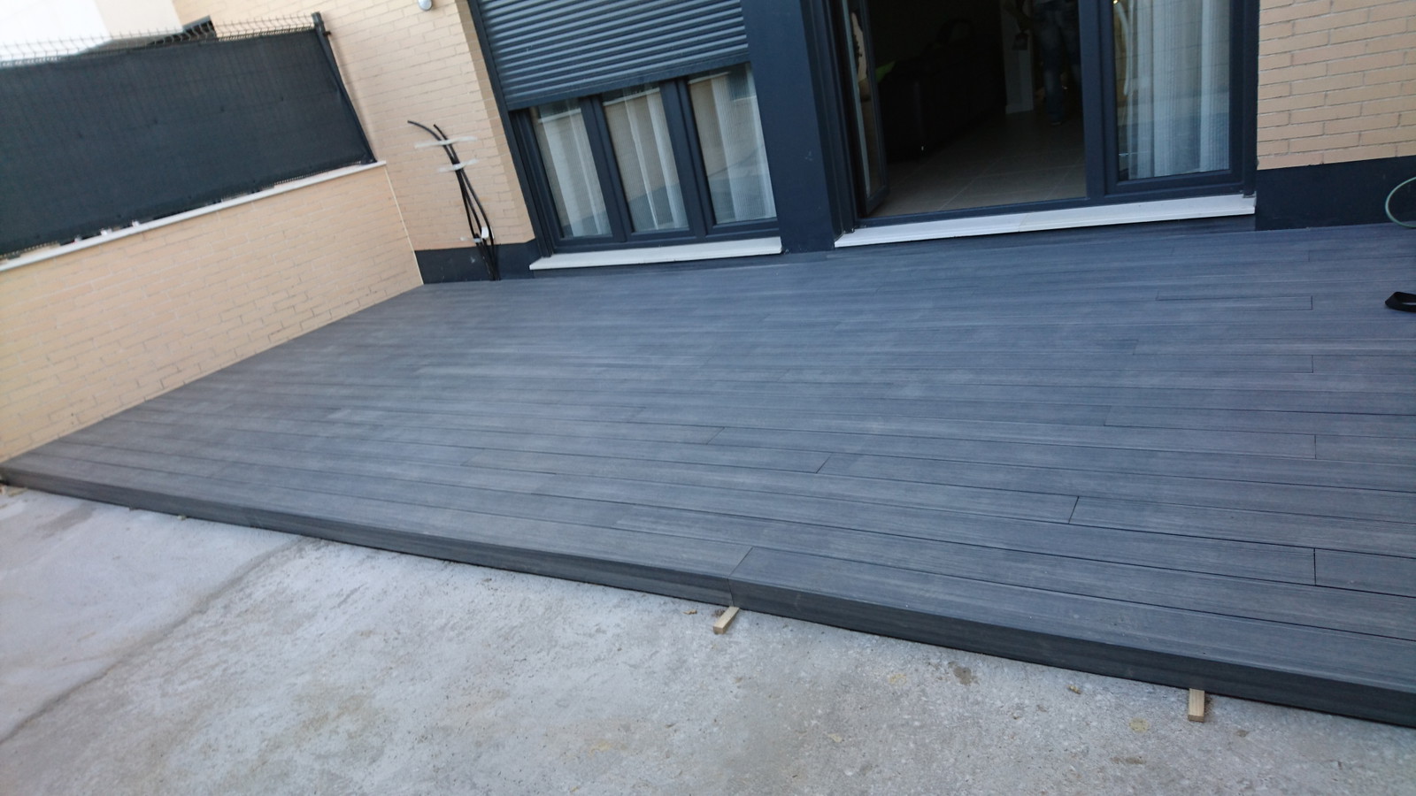 Terraza composite1 Alcorcon — Tarima exterior Madrid, Pavimentos Arquiservi