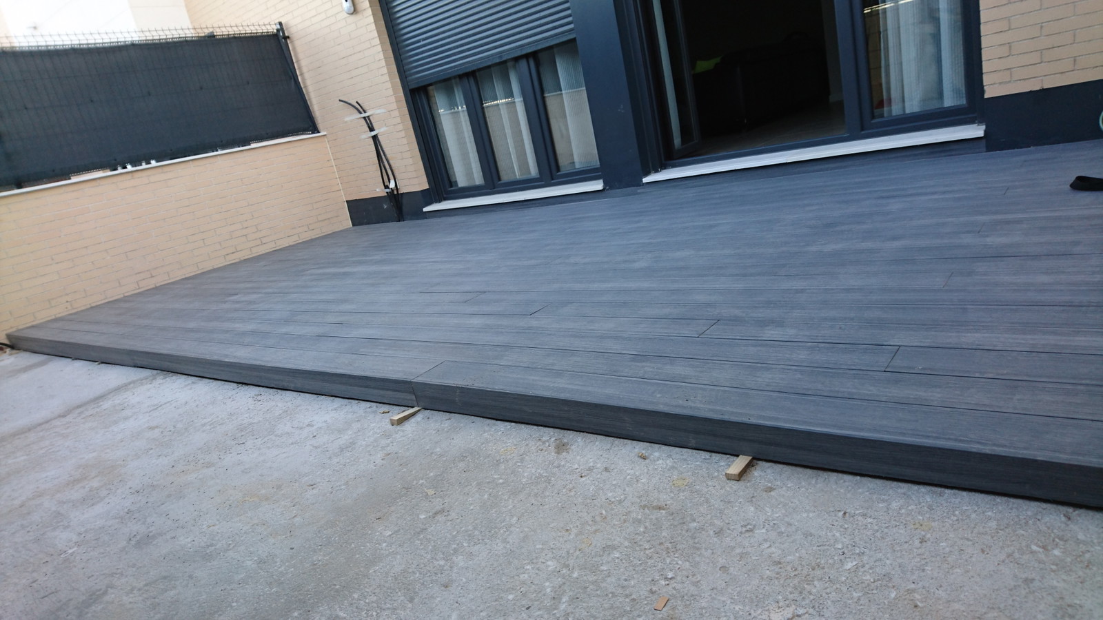 Terraza composite2 Alcorcon — Tarima exterior Madrid, Pavimentos Arquiservi