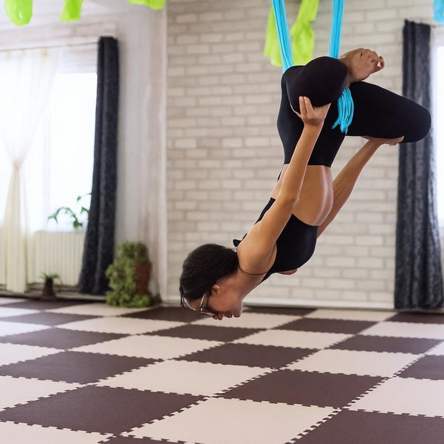 Suelo de Tatami yoga aereo